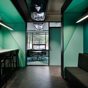 PROLICHT_DeakinUniversity_Melbourne_Australia_gallery_01.jpg