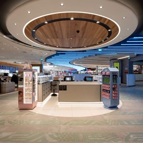 Dutyfree Faro Einkaufszentrum Retail Spotstrahler Verkaufsbereich Imagine Centriq Mechaniq