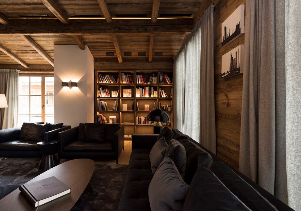 PROLICHT_Invader_Dice Wall_Magiq_InvaderSeverin S_5646_LR.jpg