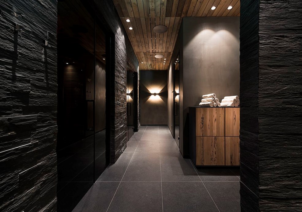 PROLICHT_Invader_Dice Wall_Severin S_5734_LR.jpg