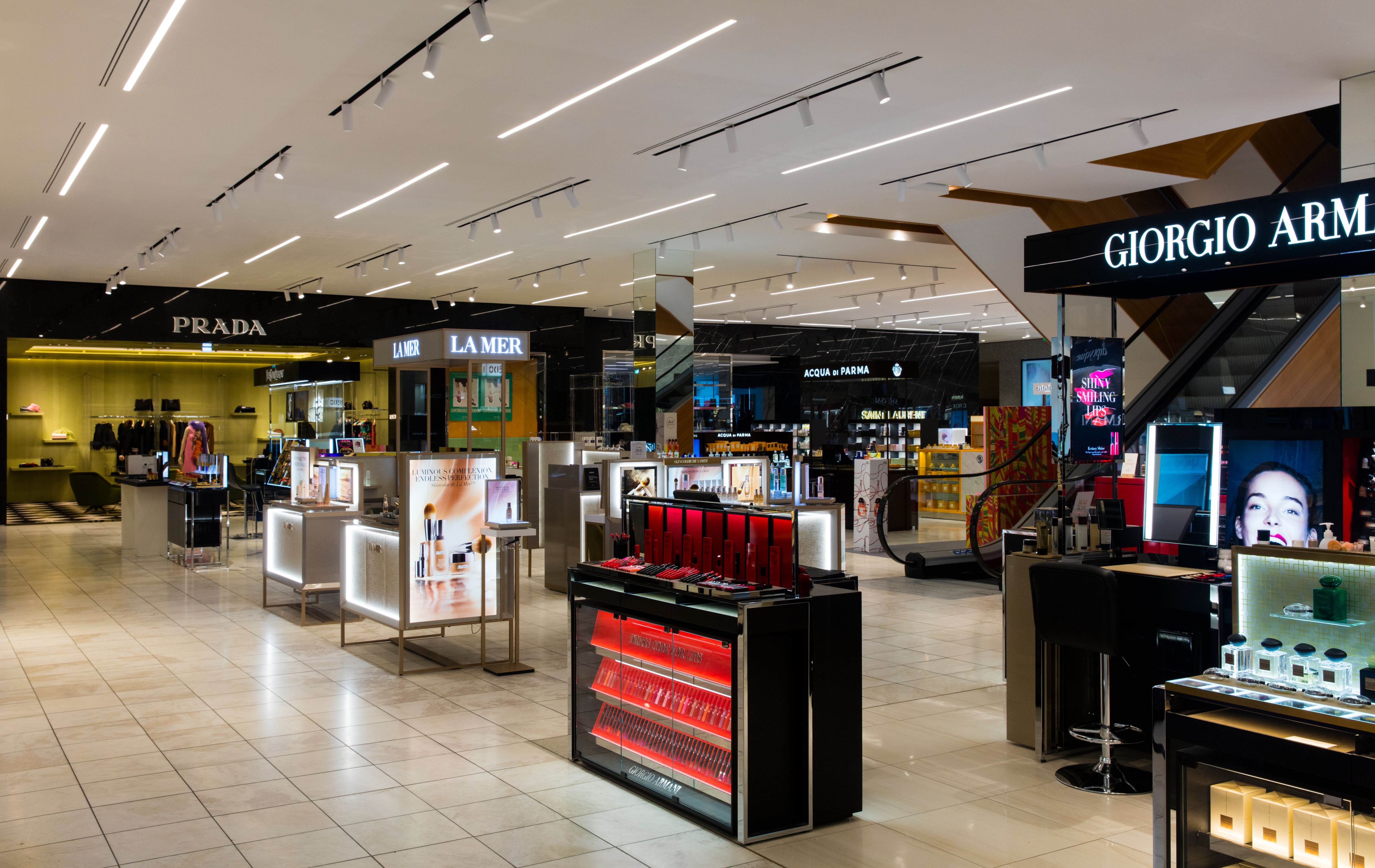 prada heathrow terminal 3