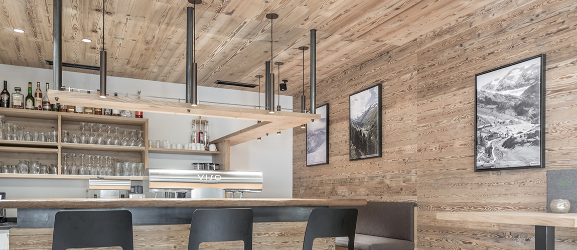 PROLICHT_Invader_Hangover_Hotel Mathiesn_16.jpg