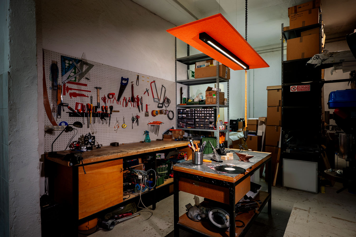 Pluq In Akustikbeleuchtung Werkstatt Industrial Style