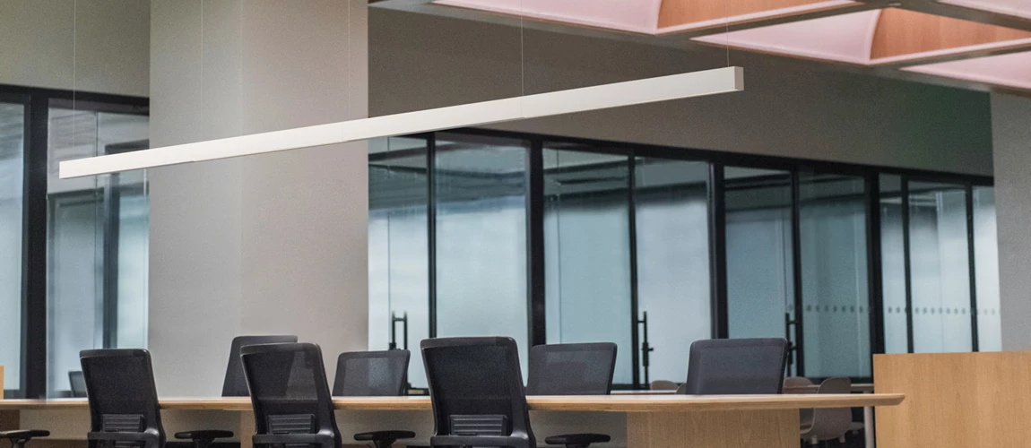 Forties Anwendungsbeispiel Einzelleuchte In Buero