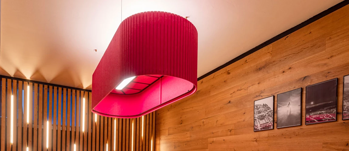 Colors Pinke Grosse Pendel Akustikleuchte Esstisch Kantine