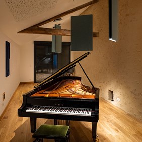 Private Residence Studio Musik Klavier Acoustic Leuchte