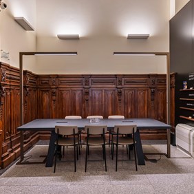 Workcafe Santander Coworking Cafeteria Beleuchtung Hypro Speed Wall