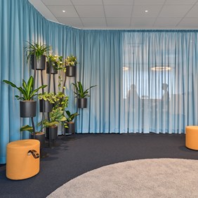 Freudenberg Buero Leuchte Besprechungsraum Acousticleuchte Wartebereich Arbeitsplatz